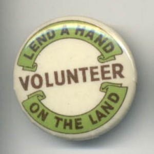 Lend a Hand On The Land Volunteers 1943 WW II home front